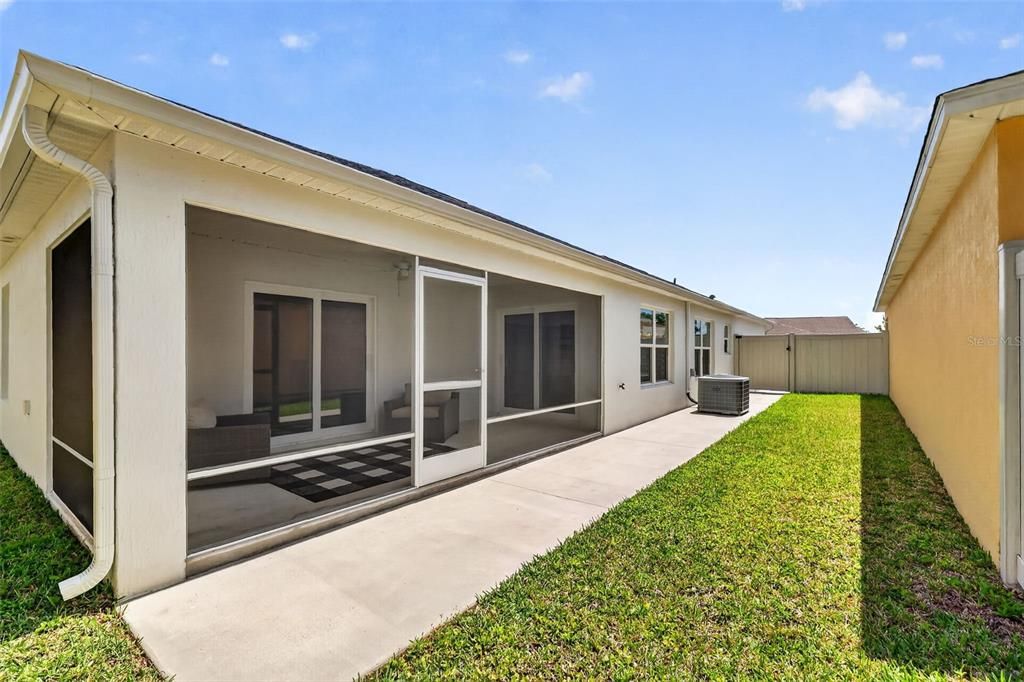 Activo con contrato: $399,900 (3 camas, 2 baños, 1633 Pies cuadrados)