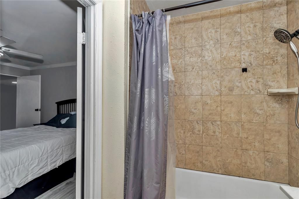 For Sale: $399,900 (0 beds, 0 baths, 2155 Square Feet)