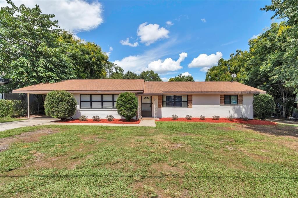 For Sale: $399,900 (0 beds, 0 baths, 2155 Square Feet)