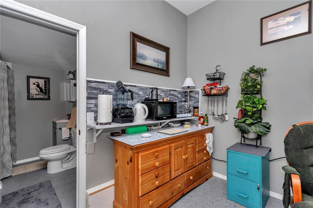 For Sale: $399,900 (0 beds, 0 baths, 2155 Square Feet)