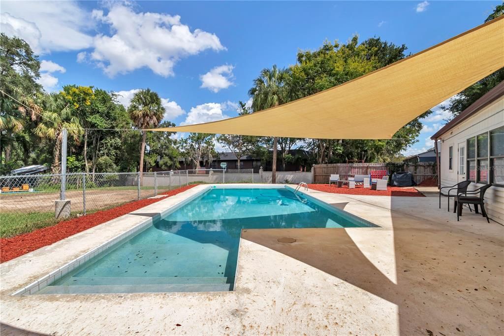 For Sale: $399,900 (0 beds, 0 baths, 2155 Square Feet)