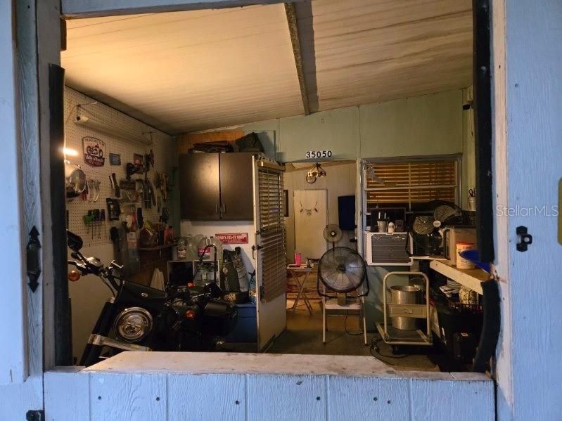 For Sale: $68,500 (2 beds, 1 baths, 720 Square Feet)