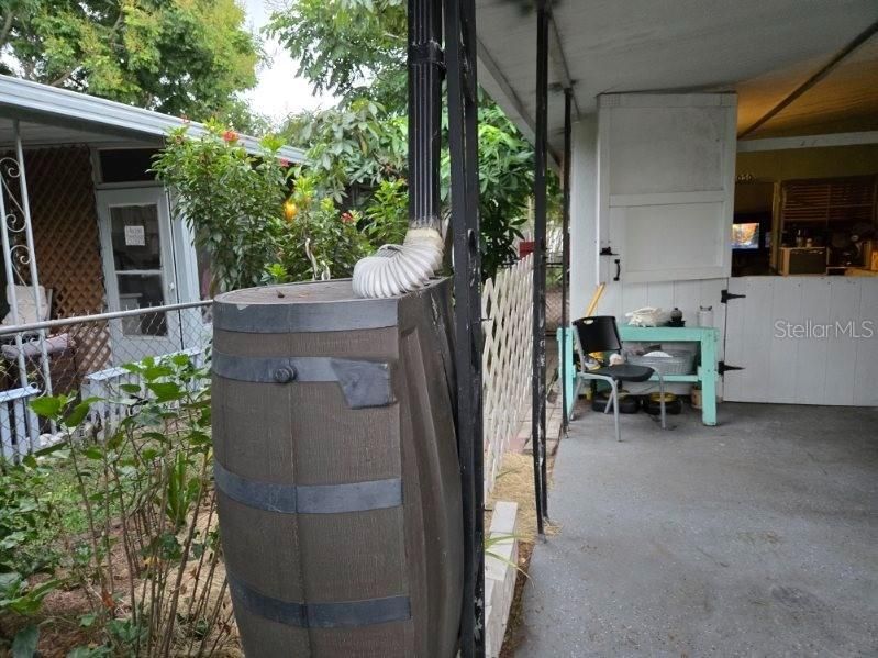 For Sale: $68,500 (2 beds, 1 baths, 720 Square Feet)