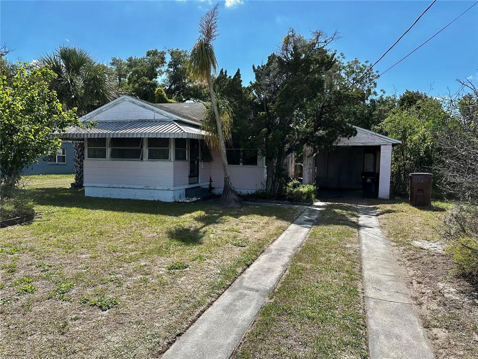 Activo con contrato: $250,000 (2 camas, 1 baños, 727 Pies cuadrados)