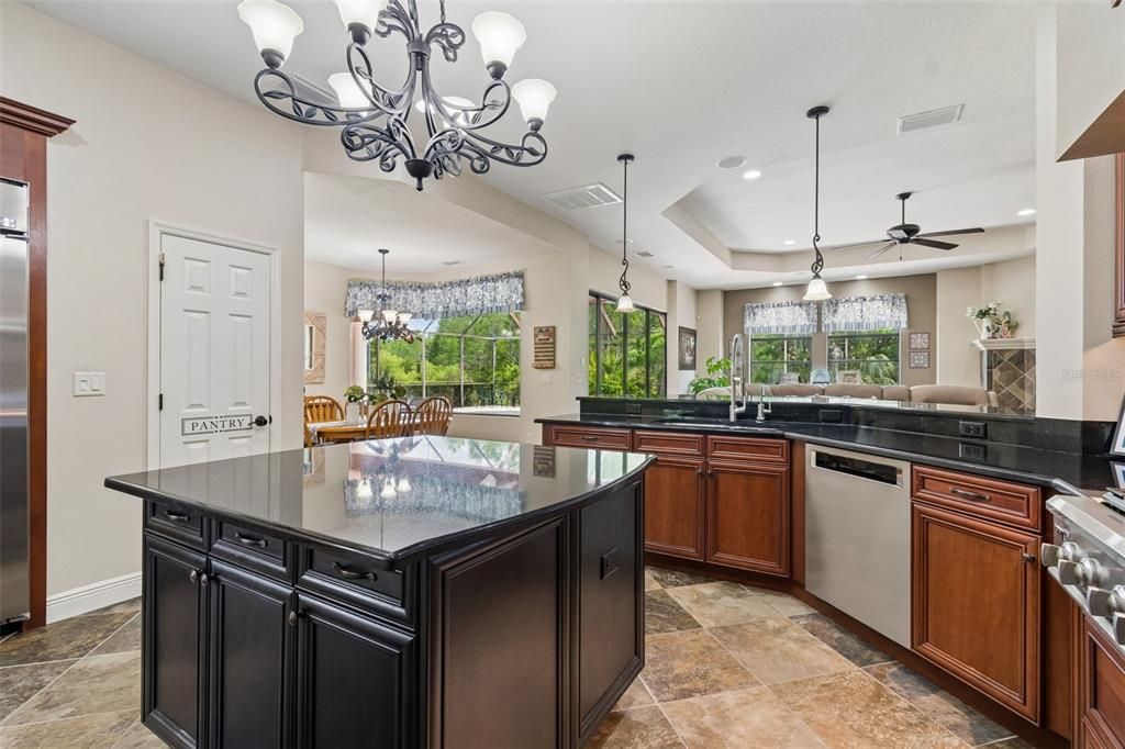 Active With Contract: $1,125,000 (5 beds, 3 baths, 4616 Square Feet)
