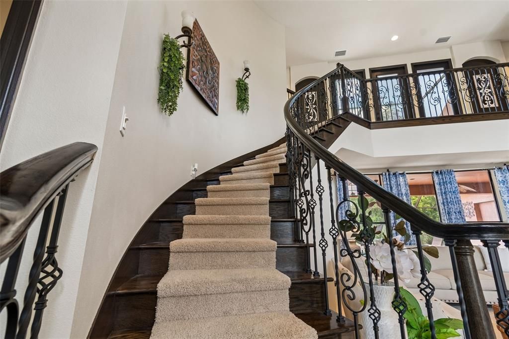 Active With Contract: $1,125,000 (5 beds, 3 baths, 4616 Square Feet)