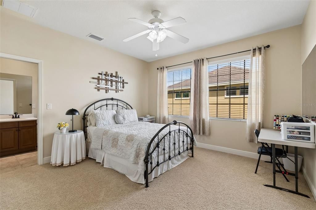 Active With Contract: $1,125,000 (5 beds, 3 baths, 4616 Square Feet)
