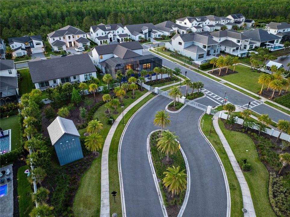 На продажу: $2,849,000 (5 спален, 5 ванн, 5816 Квадратных фут)