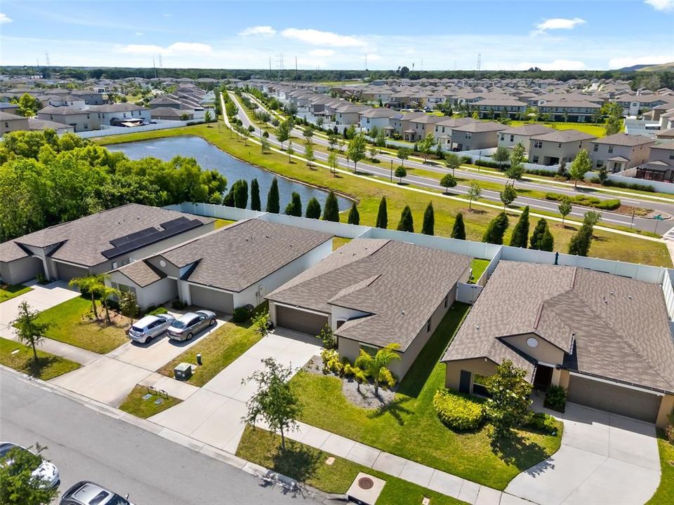 Active With Contract: $395,000 (4 beds, 2 baths, 1935 Square Feet)