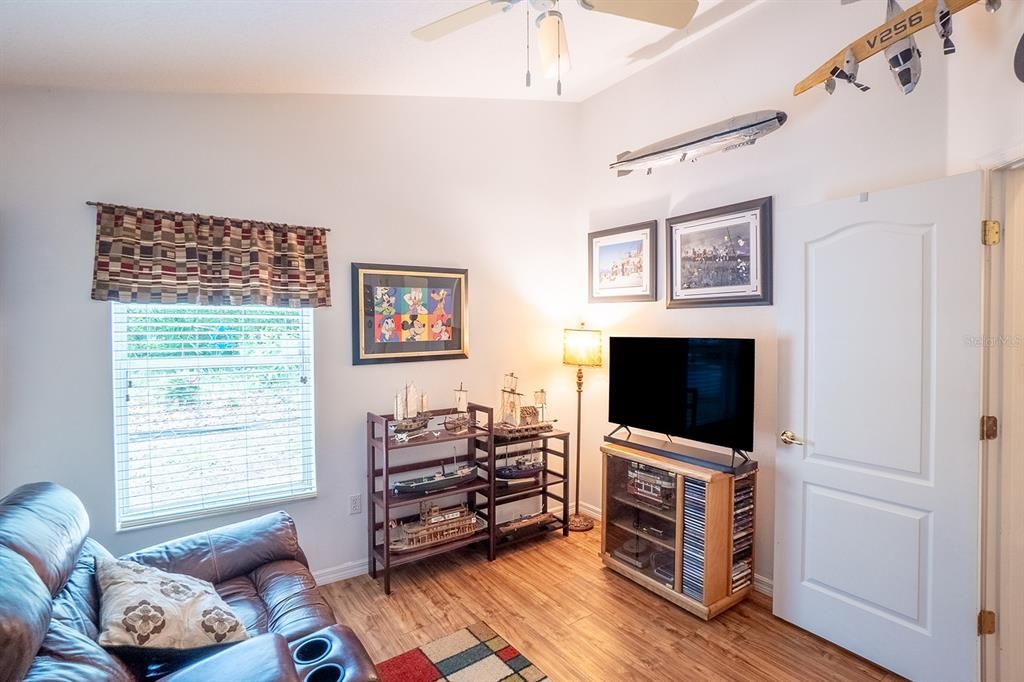 En Venta: $399,000 (3 camas, 2 baños, 1488 Pies cuadrados)