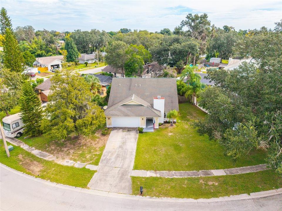 En Venta: $419,000 (4 camas, 2 baños, 1969 Pies cuadrados)