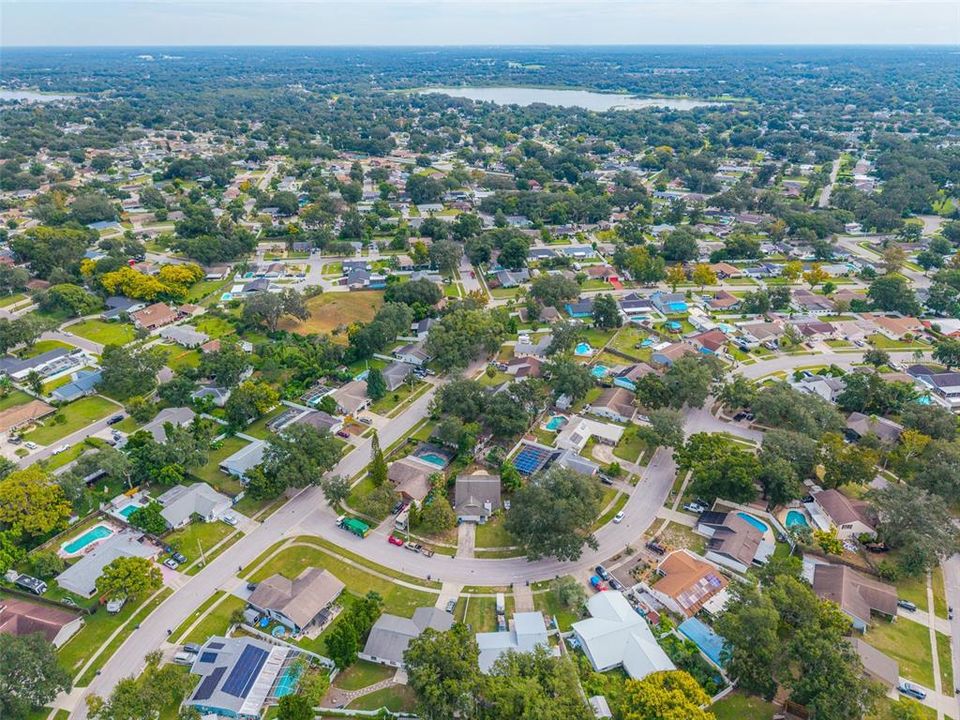 En Venta: $419,000 (4 camas, 2 baños, 1969 Pies cuadrados)