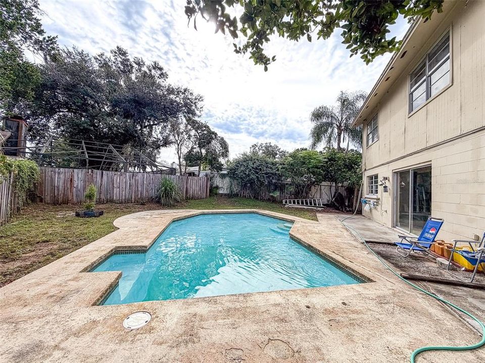 En Venta: $419,000 (4 camas, 2 baños, 1969 Pies cuadrados)