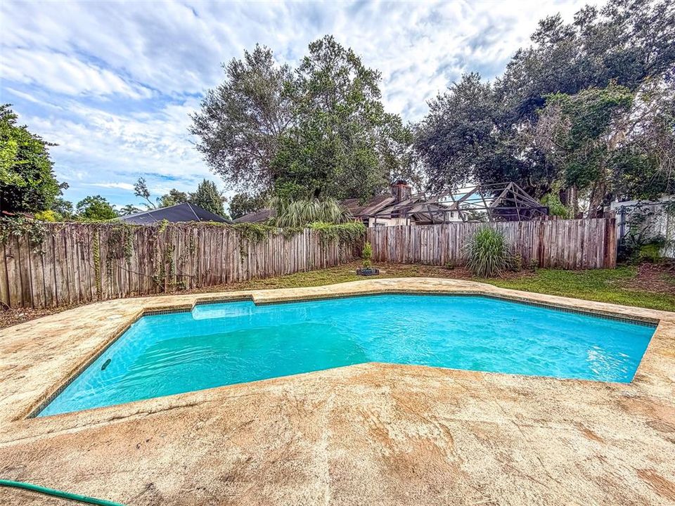 En Venta: $419,000 (4 camas, 2 baños, 1969 Pies cuadrados)
