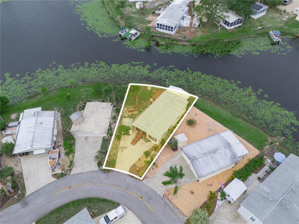 For Sale: $168,000 (1 beds, 1 baths, 708 Square Feet)