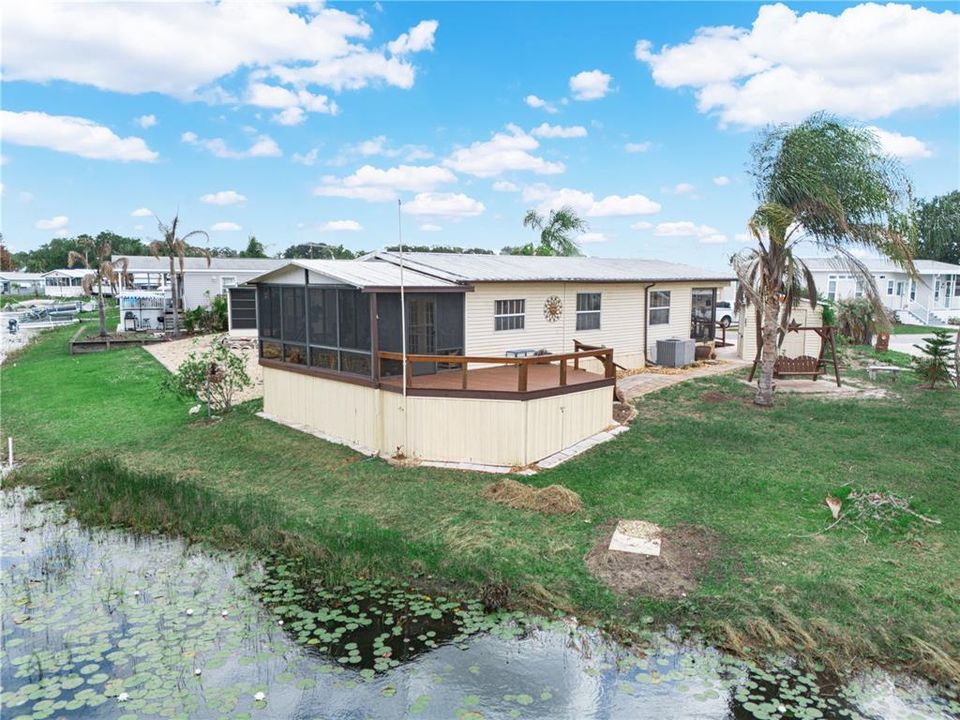 For Sale: $168,000 (1 beds, 1 baths, 708 Square Feet)