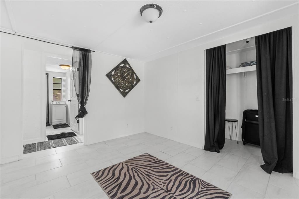 En Venta: $239,800 (3 camas, 2 baños, 1200 Pies cuadrados)