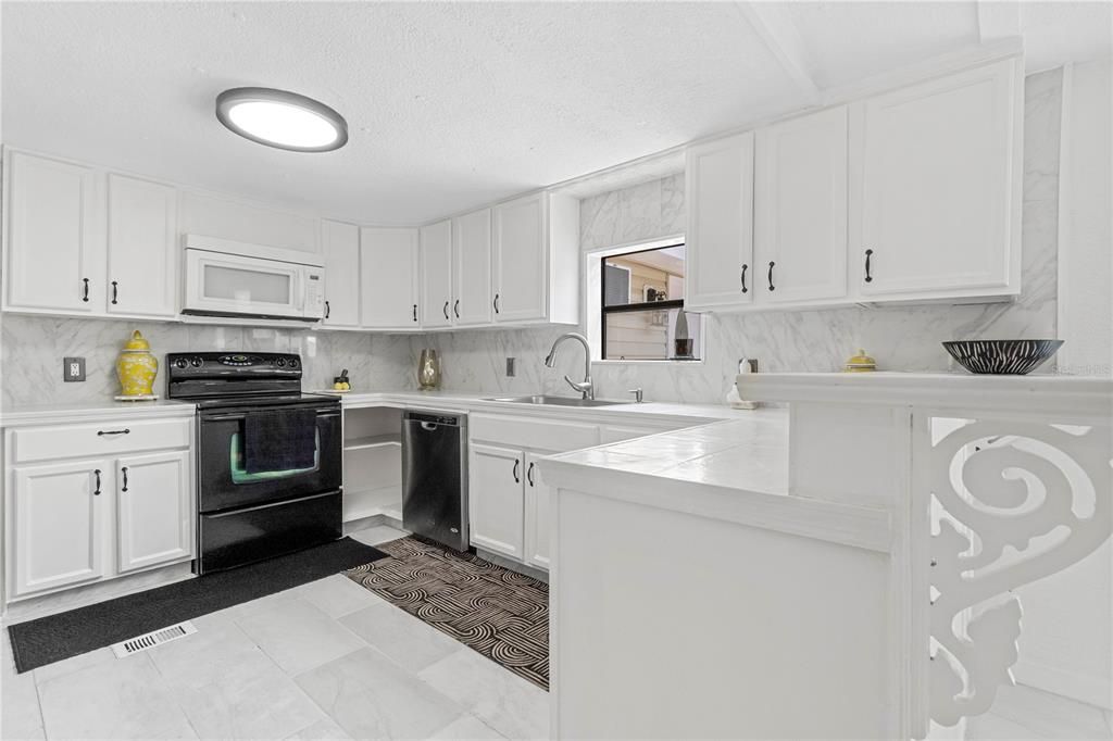 En Venta: $239,800 (3 camas, 2 baños, 1200 Pies cuadrados)