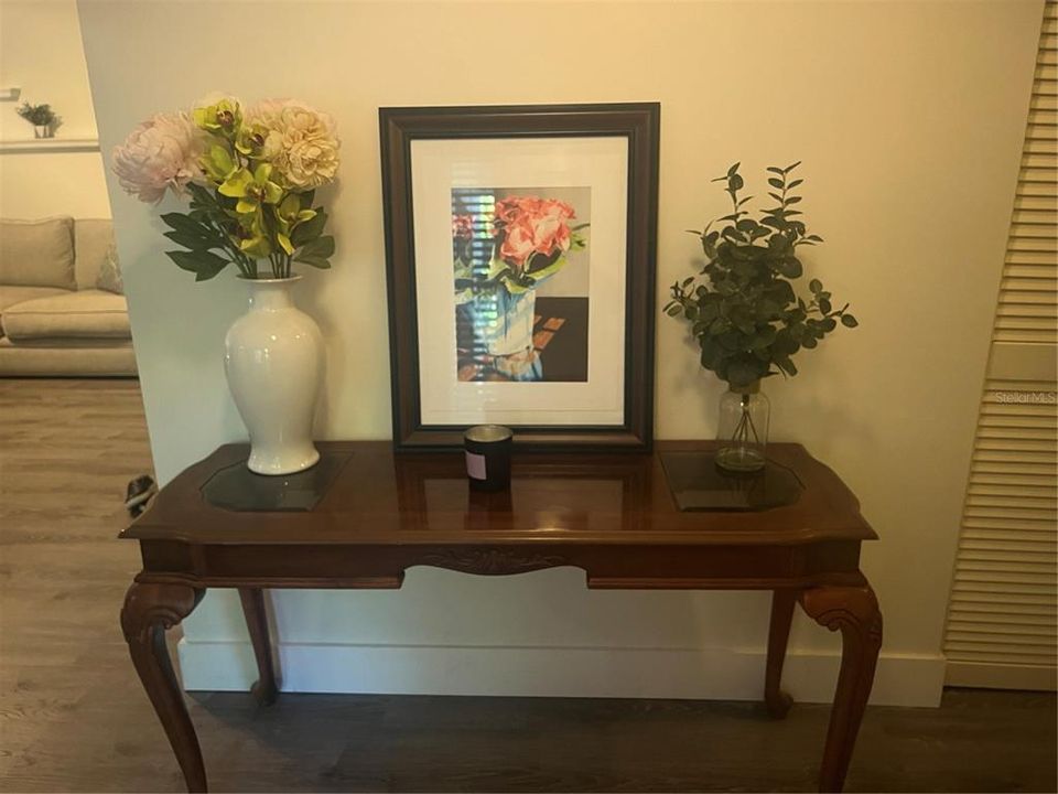 For Sale: $290,000 (2 beds, 2 baths, 1260 Square Feet)