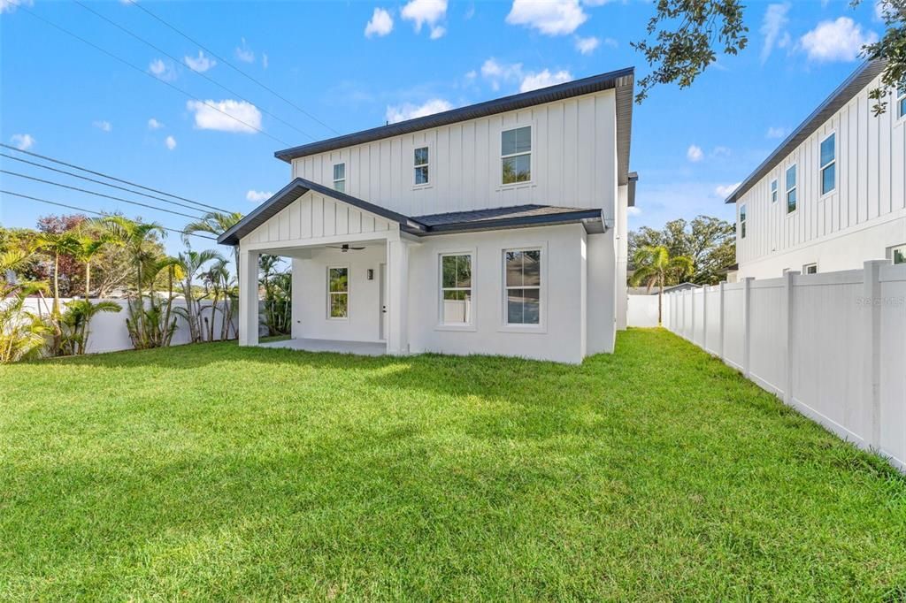 En Venta: $950,000 (4 camas, 3 baños, 2698 Pies cuadrados)