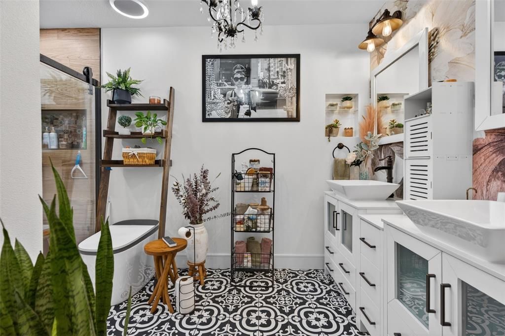 Active With Contract: $425,000 (3 beds, 2 baths, 1491 Square Feet)