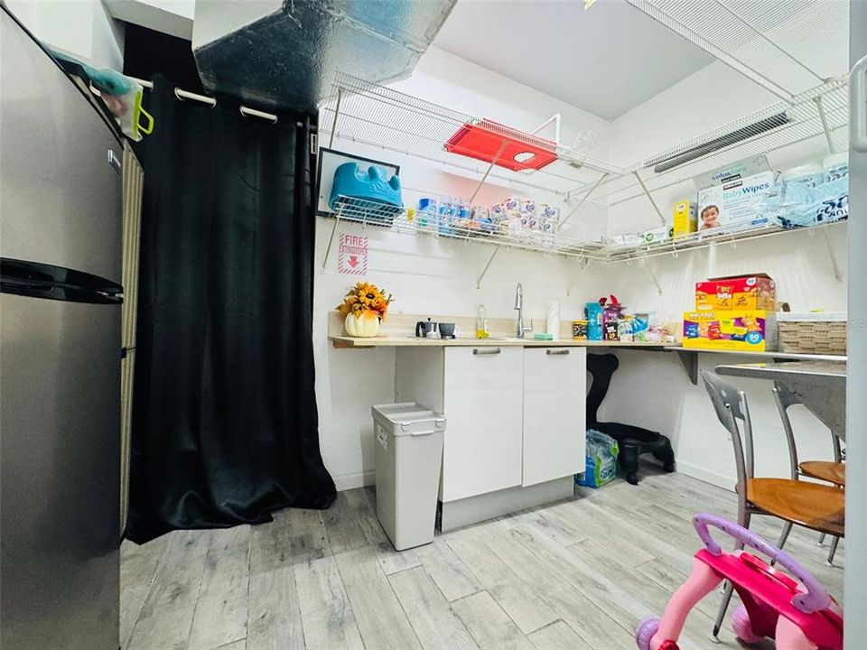 For Sale: $12,000 (0 beds, 0 baths, 550 Square Feet)