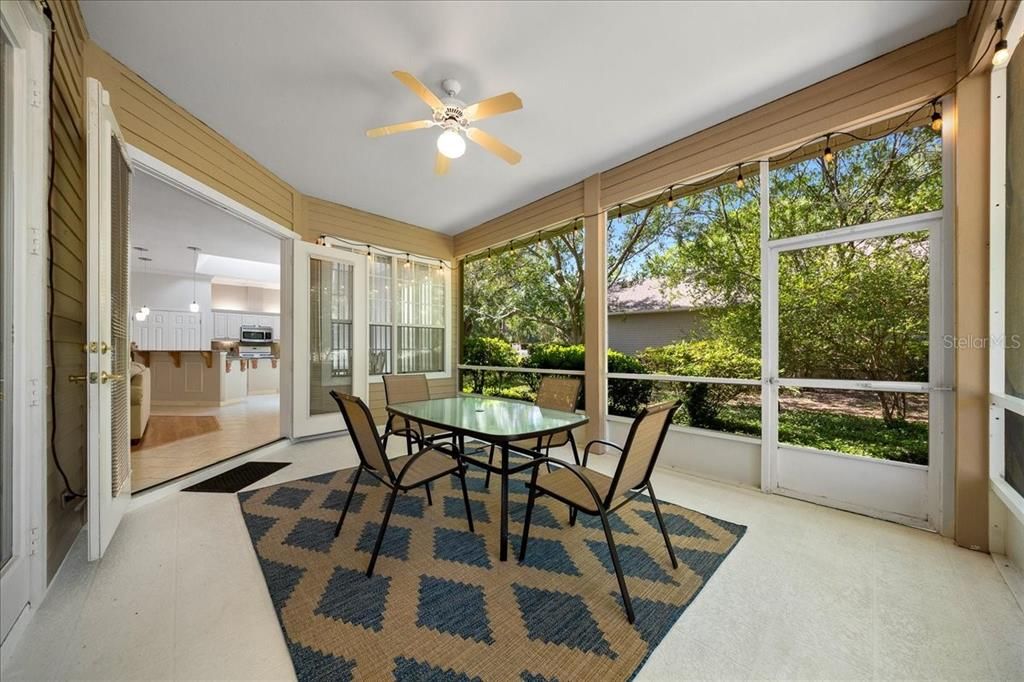 Activo con contrato: $347,500 (3 camas, 2 baños, 1894 Pies cuadrados)
