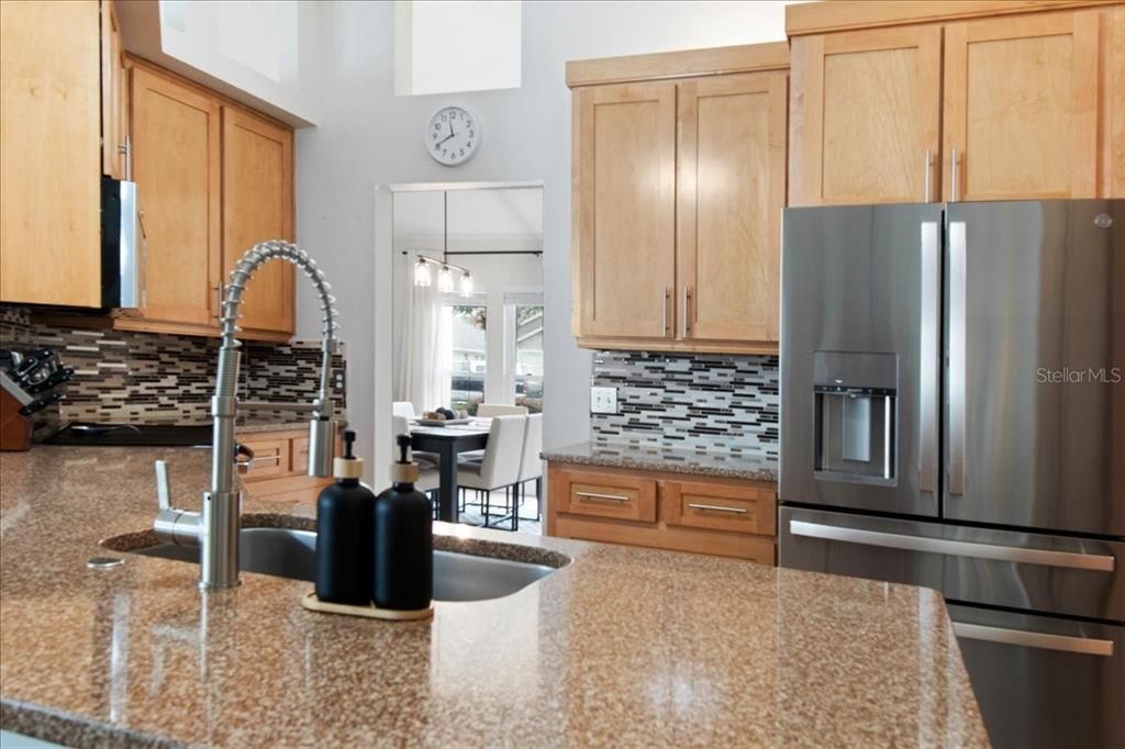 Active With Contract: $549,000 (3 beds, 2 baths, 2124 Square Feet)