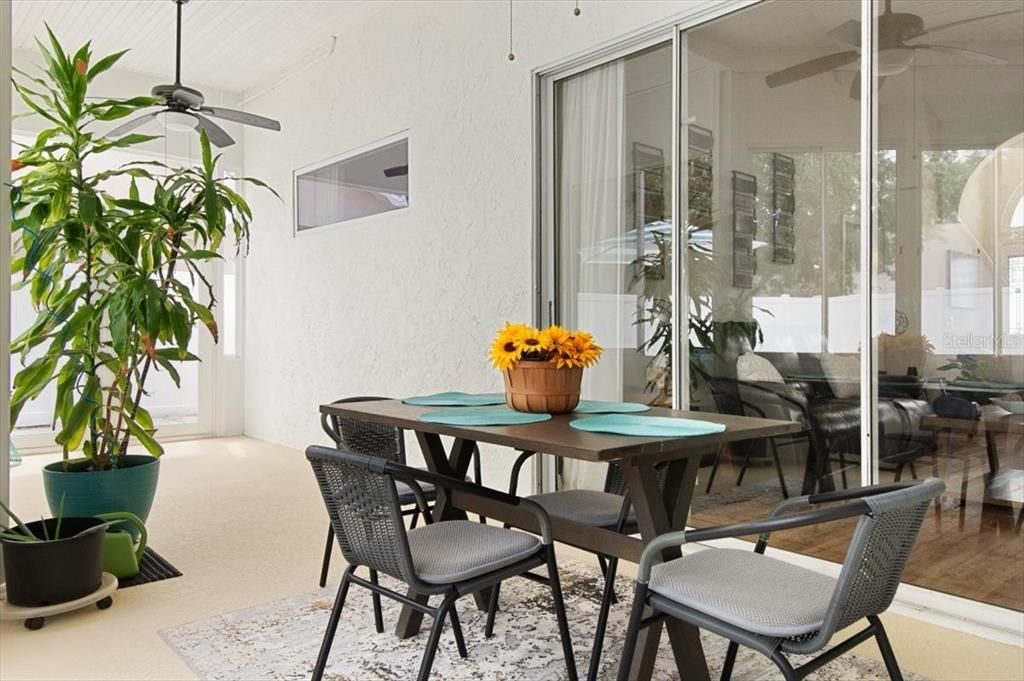 Active With Contract: $549,000 (3 beds, 2 baths, 2124 Square Feet)