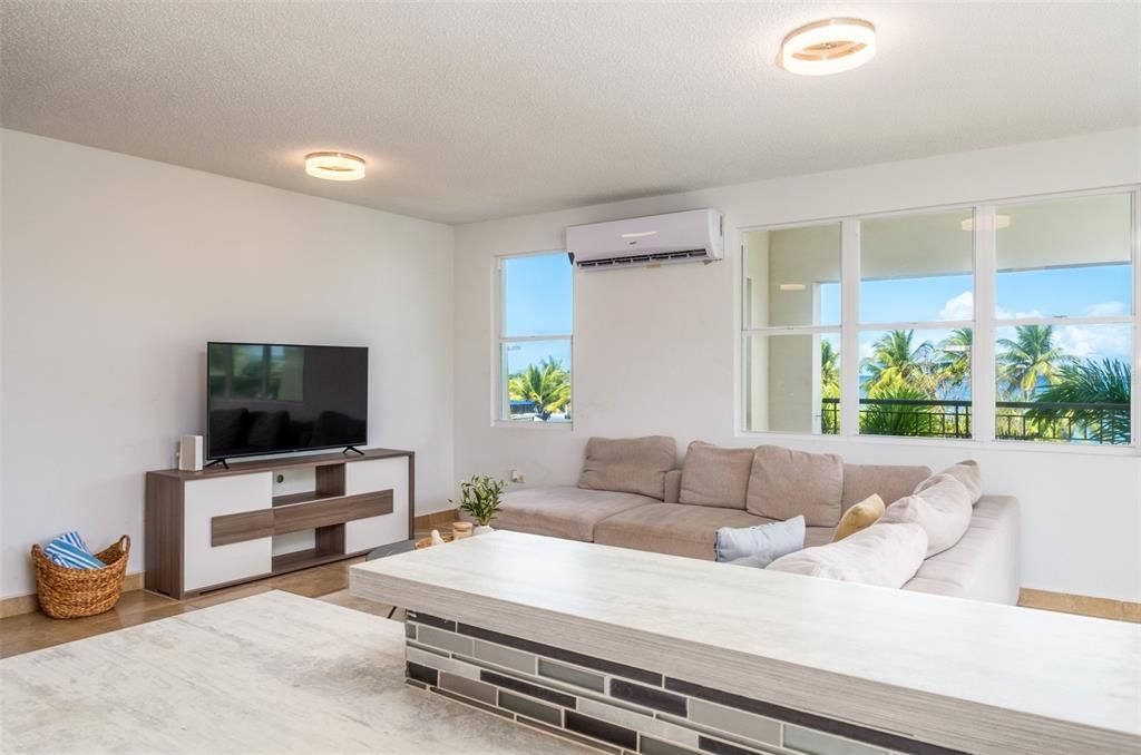 En Venta: $620,000 (2 camas, 2 baños, 1762 Pies cuadrados)