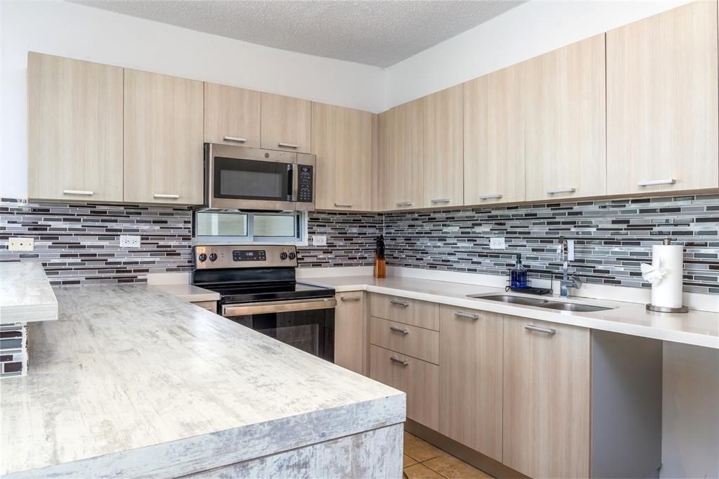 En Venta: $620,000 (2 camas, 2 baños, 1762 Pies cuadrados)