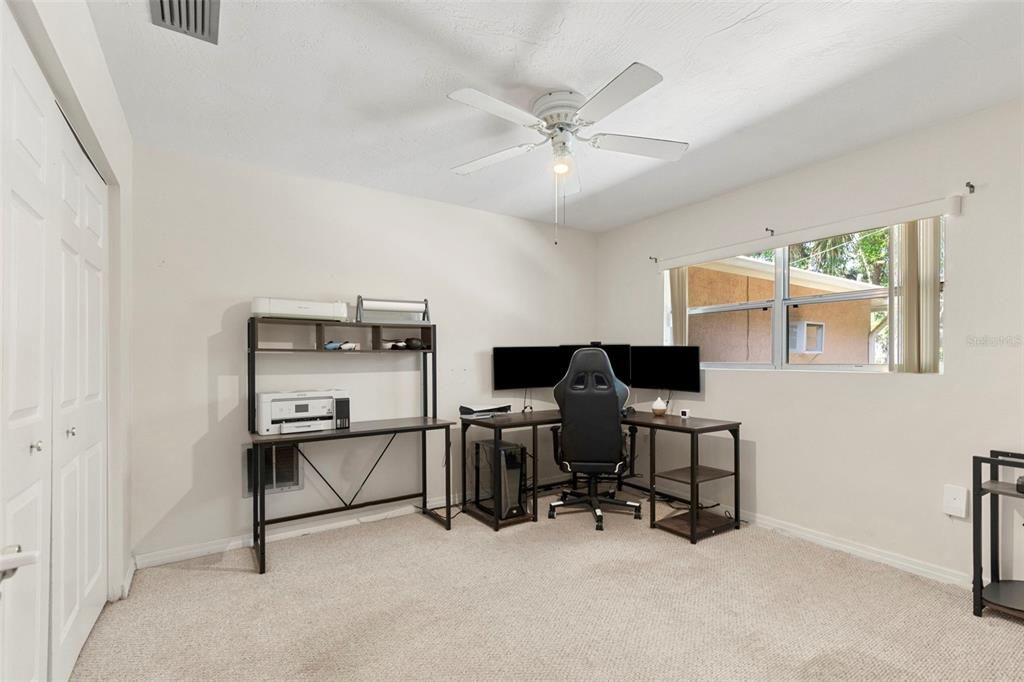Active With Contract: $490,000 (4 beds, 3 baths, 2832 Square Feet)