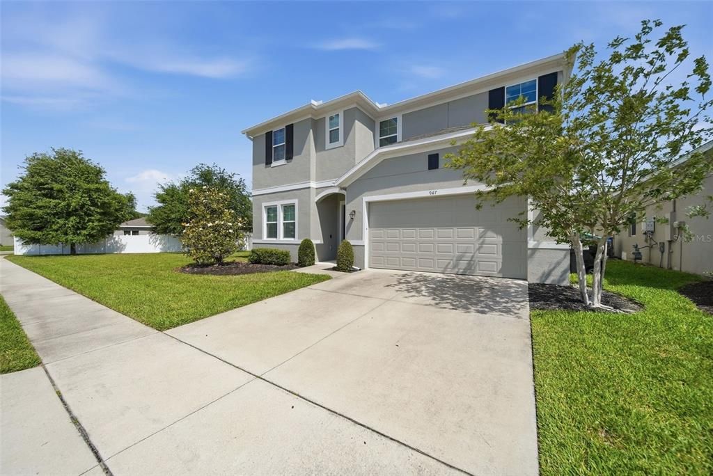 Active With Contract: $550,000 (5 beds, 4 baths, 3641 Square Feet)