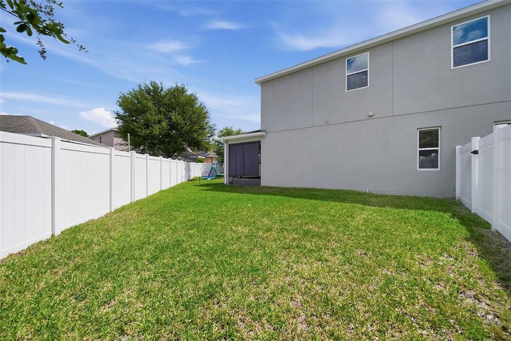 Active With Contract: $550,000 (5 beds, 4 baths, 3641 Square Feet)