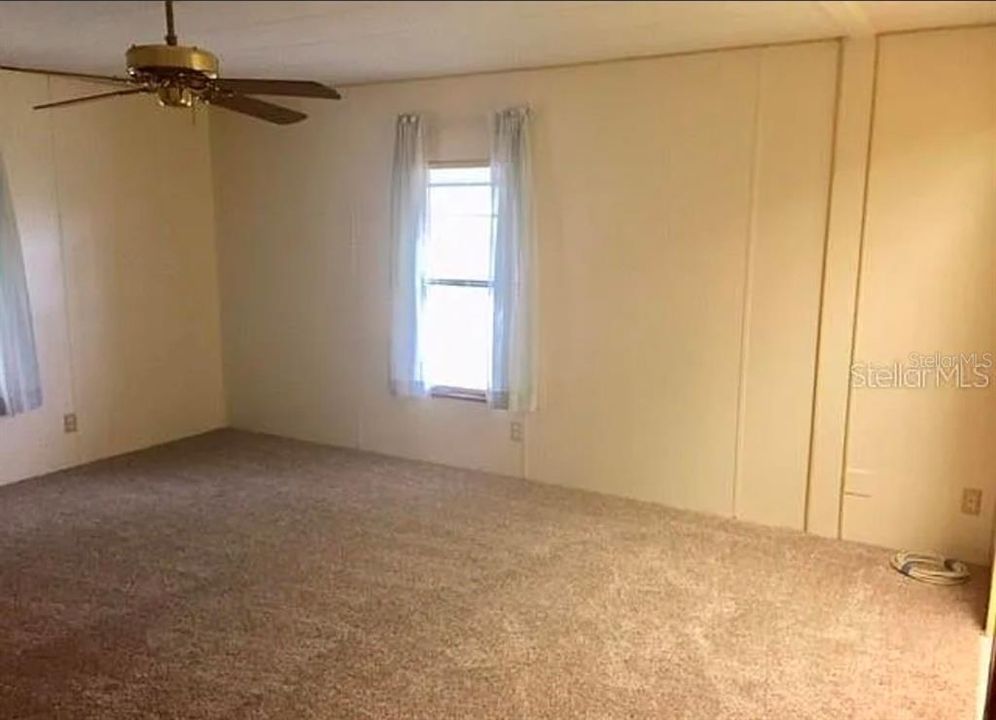 En Venta: $215,000 (3 camas, 2 baños, 1144 Pies cuadrados)