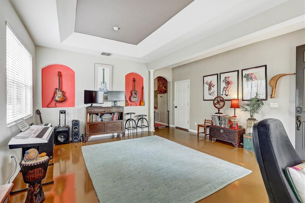 En Venta: $569,000 (3 camas, 2 baños, 1908 Pies cuadrados)