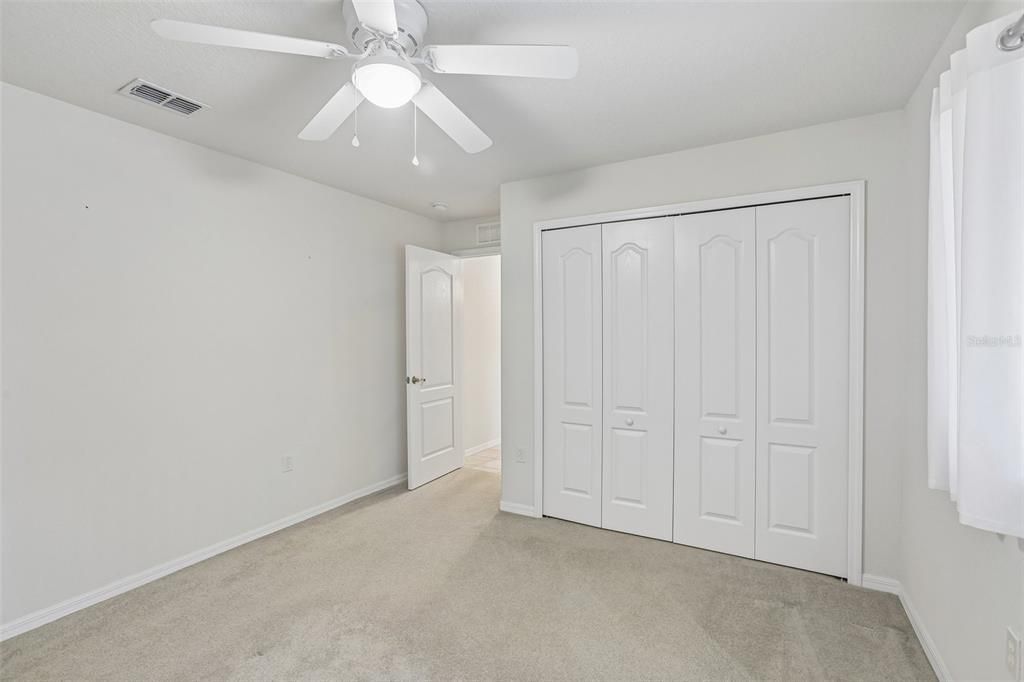 Activo con contrato: $619,900 (4 camas, 3 baños, 2466 Pies cuadrados)