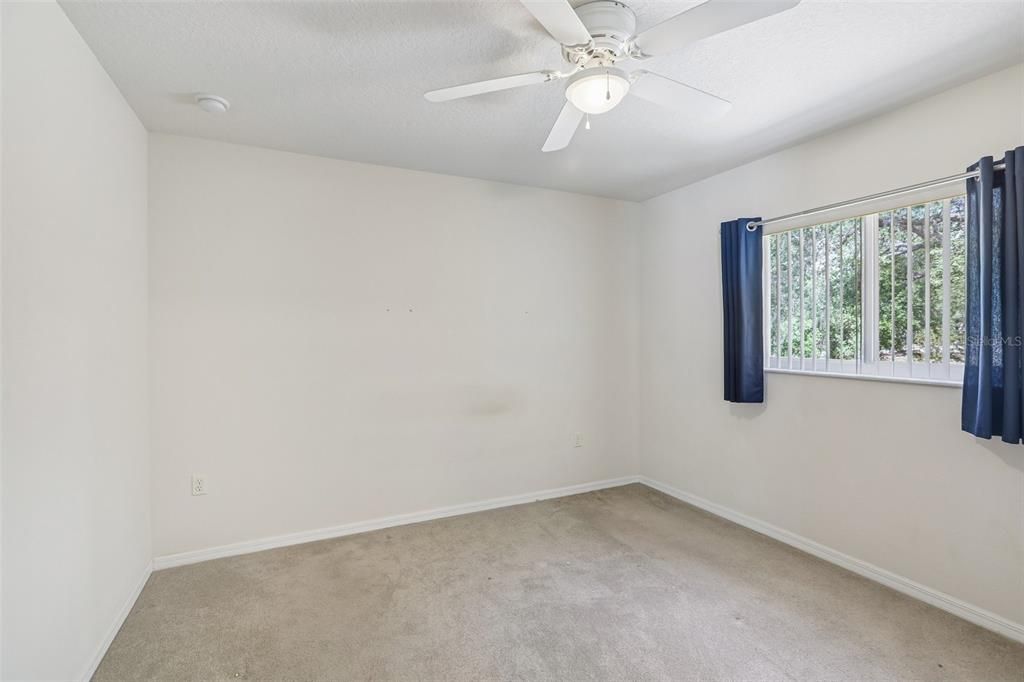Activo con contrato: $619,900 (4 camas, 3 baños, 2466 Pies cuadrados)