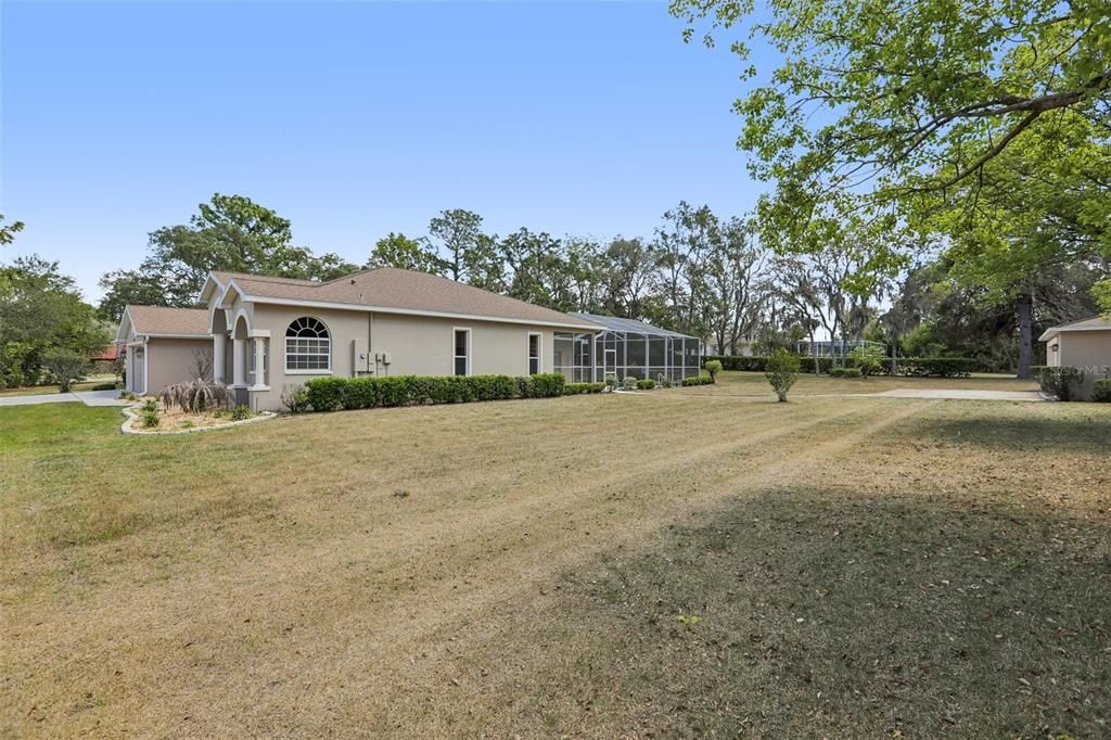 Activo con contrato: $619,900 (4 camas, 3 baños, 2466 Pies cuadrados)