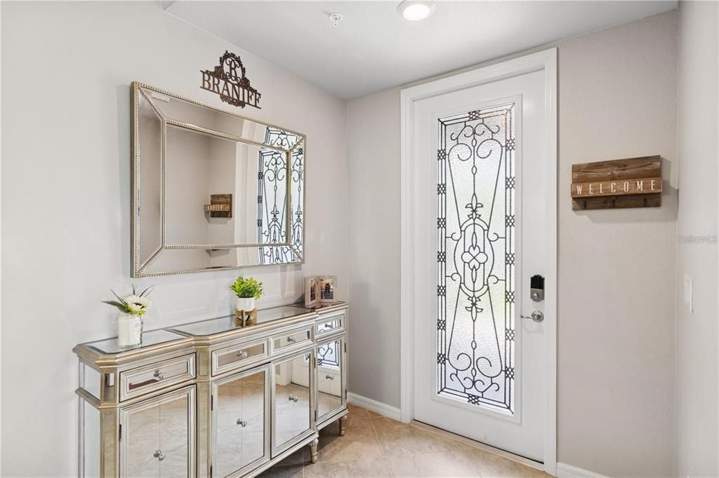 For Rent: $2,900 (3 beds, 2 baths, 1769 Square Feet)