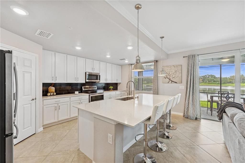 For Rent: $2,900 (3 beds, 2 baths, 1769 Square Feet)
