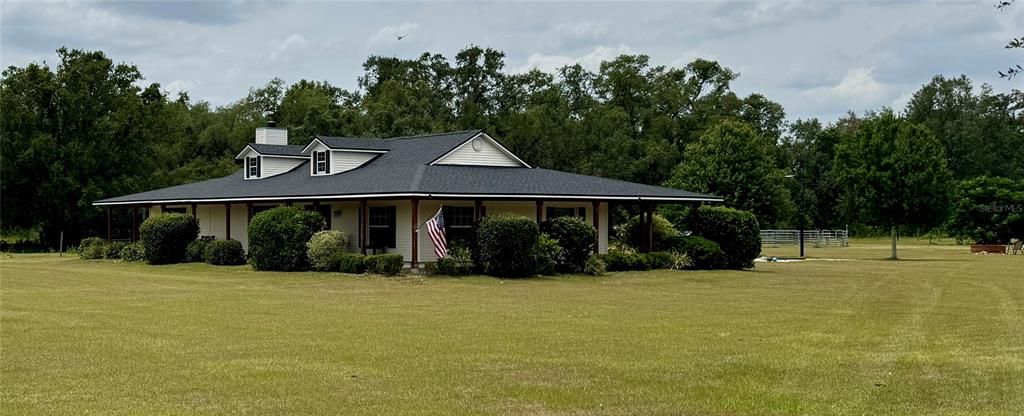 For Rent: $5,200 (3 beds, 2 baths, 2134 Square Feet)