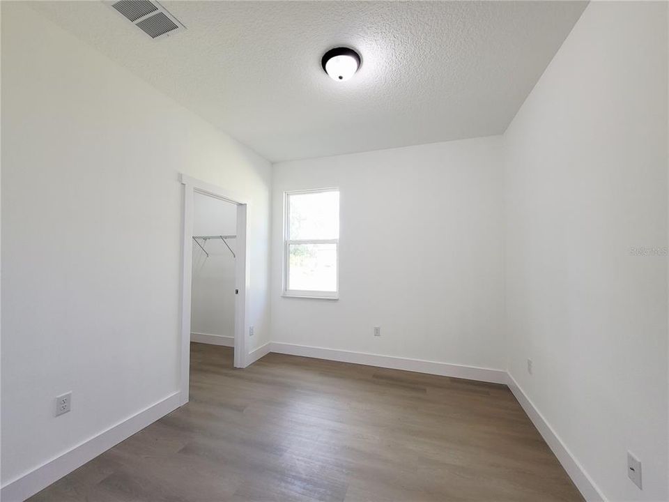 For Rent: $2,150 (3 beds, 2 baths, 1681 Square Feet)