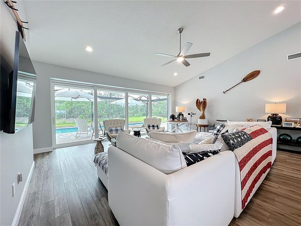 En Venta: $1,500,000 (5 camas, 5 baños, 4214 Pies cuadrados)