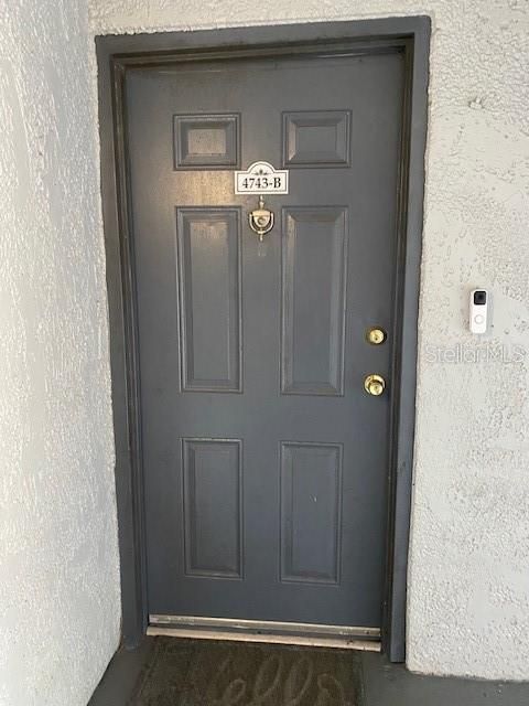 Active With Contract: $125,000 (2 beds, 2 baths, 976 Square Feet)