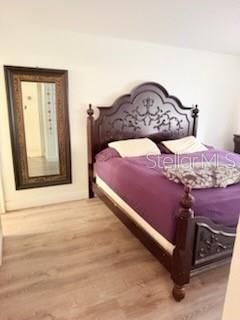 Active With Contract: $125,000 (2 beds, 2 baths, 976 Square Feet)