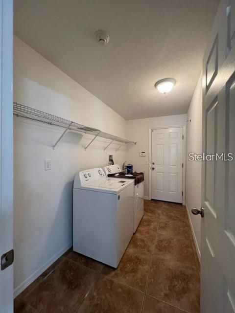В аренду: $2,500 (4 спален, 2 ванн, 2145 Квадратных фут)
