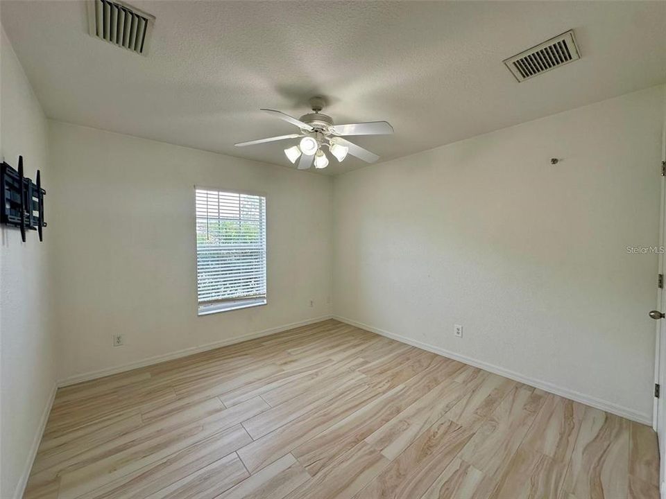 В аренду: $2,500 (4 спален, 2 ванн, 2145 Квадратных фут)
