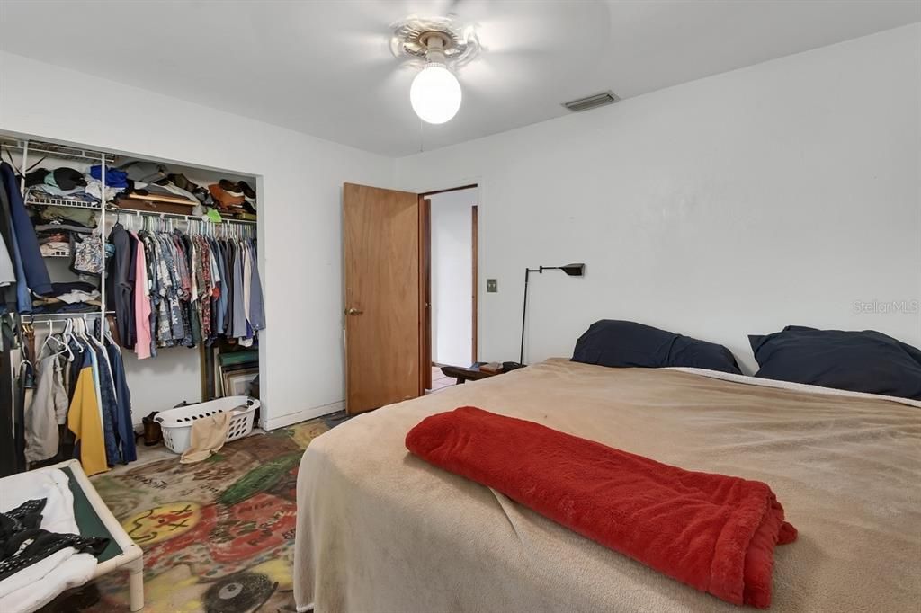 For Sale: $629,000 (3 beds, 2 baths, 3013 Square Feet)