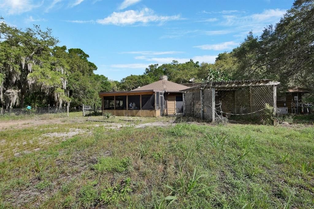 For Sale: $629,000 (3 beds, 2 baths, 3013 Square Feet)